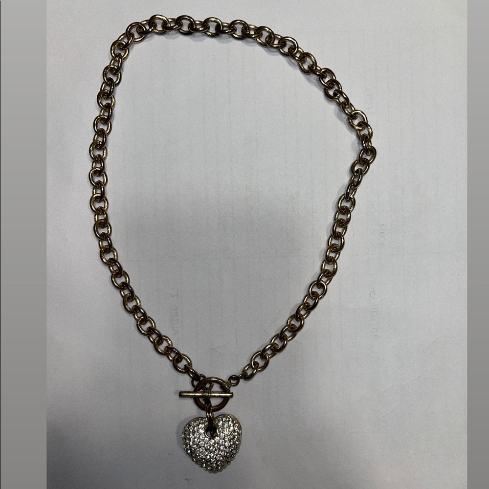 Heart pendant with rhinestones.  Gold plated link chain necklace